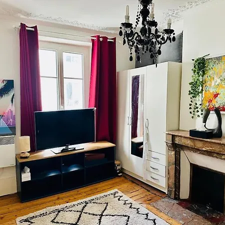Anime Et Nifty A Paris/denfert Rochereau Apartment Paris